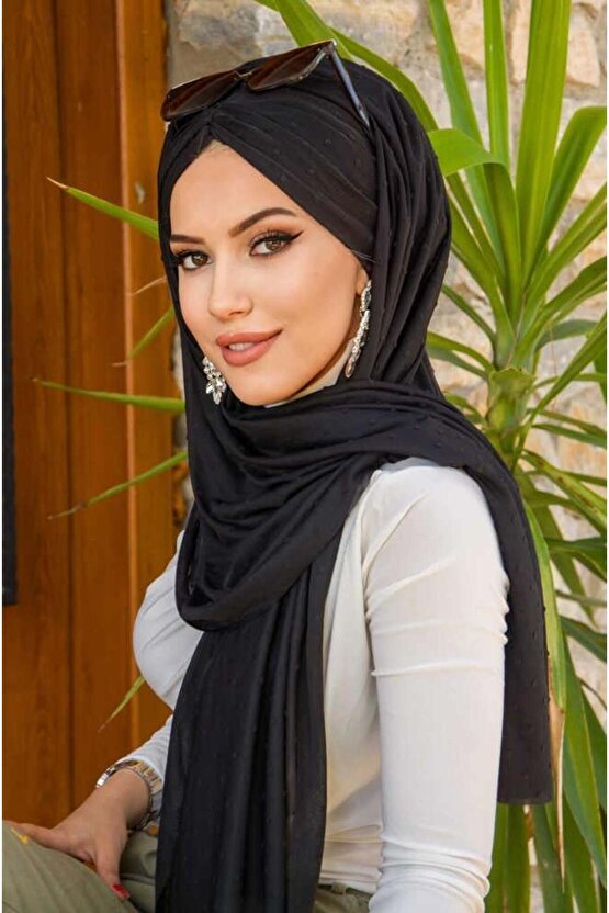 Siyah Ponpon Büzgülü Hazır Şal