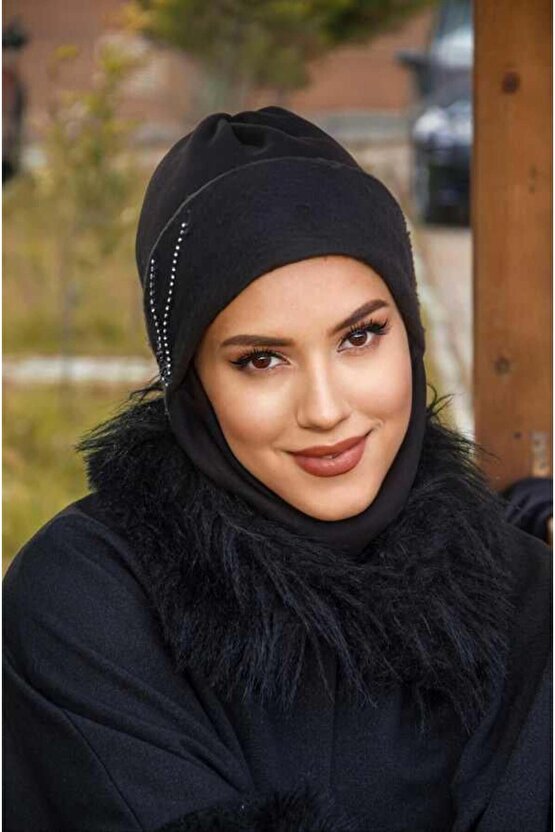 Siyah Taşlı Maskeli Bere