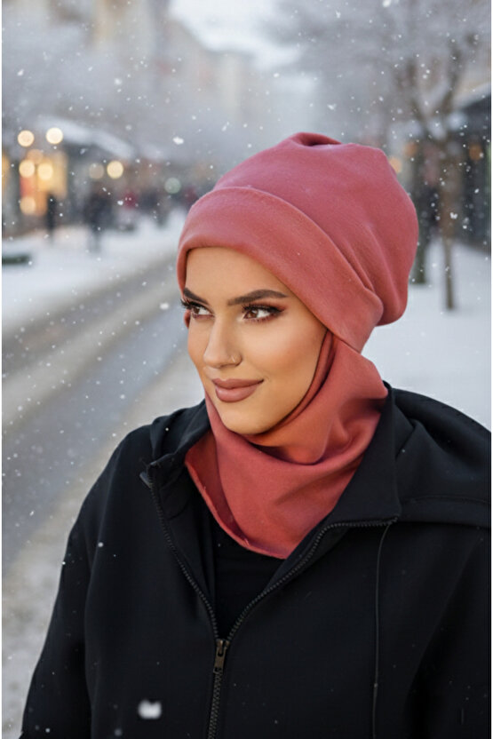 Gülkurusu Maskeli Bere