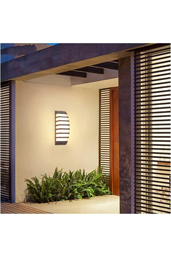 Elektrikle Çalışır, 12 Watt, 3200 Kelvin Gün Işığı Ledli IP65 İç ve Dış Mekan, Bahçe, Balkon Apliği