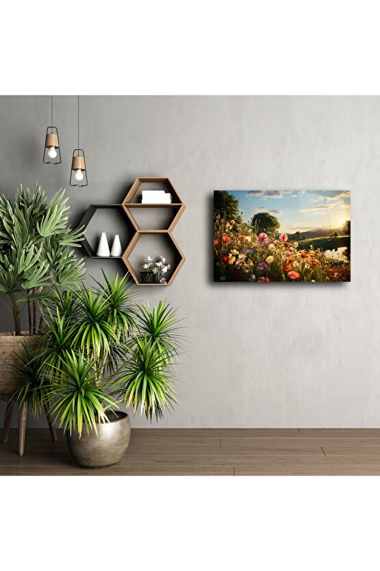 Doğal Işıkta Vahşi Çiçekli Kanvas Tablo