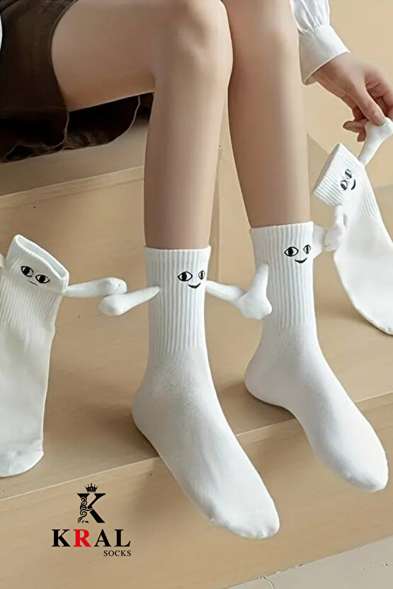 Kadın - Erkek Beyaz Mıknatıslı El Ele Tutuşan Çorap (1 ADET)