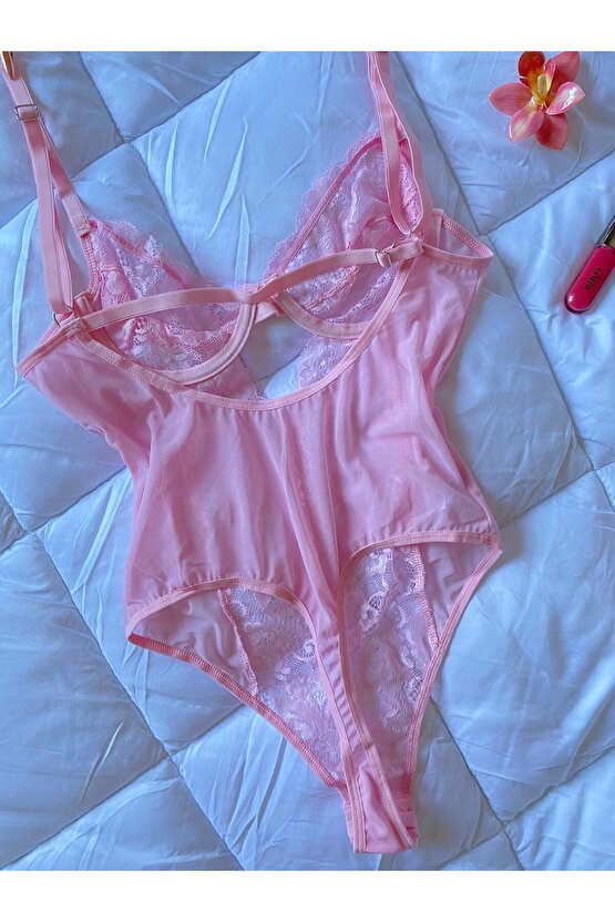 Kalp işlemeli Tül Bodysuit