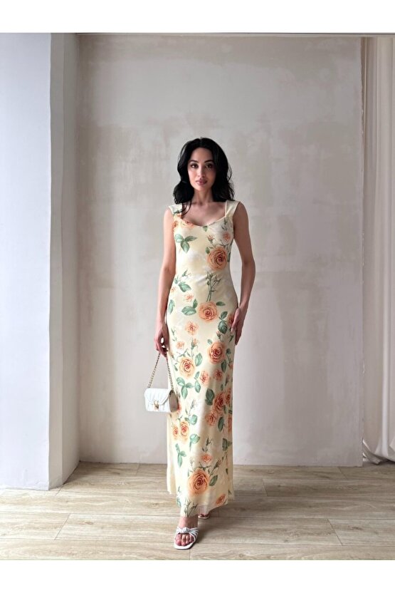 Kadın Astarlı Çiçek Desenli Uzun Tül Elbise