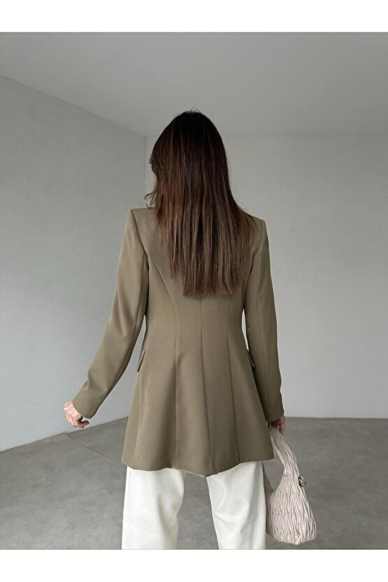 Kadın Çift Düğme Atlas Kumaş Ceket