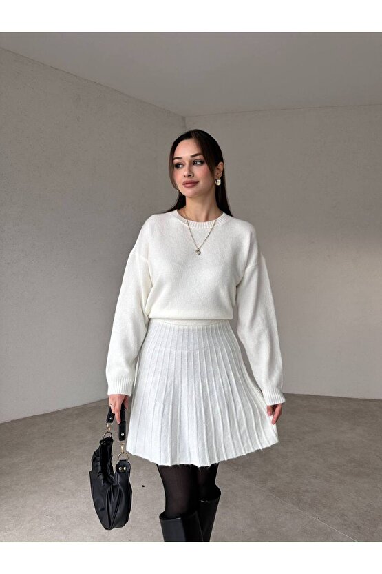 Pile Görünümlü Triko Etekli Takım