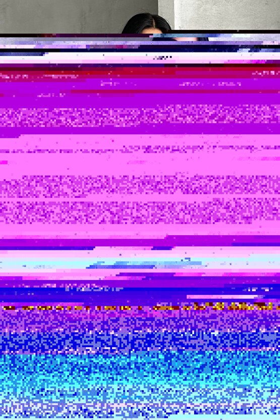 Kadın Peluş Detaylı Crop Biker Suni Deri Mont