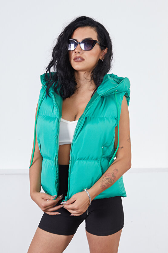 Kısa Spor Kapüşonlu Şişme Yelek