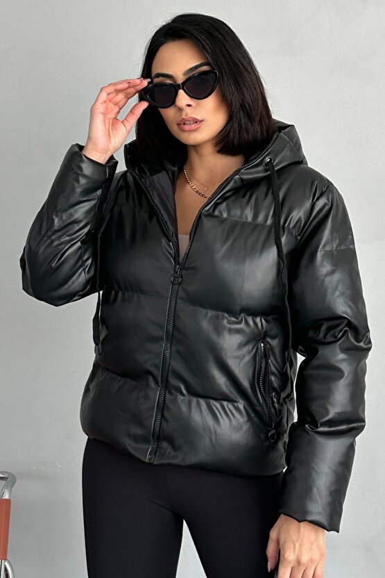 Kadın Siyah Deri Kapüşonlu Şişme Mont - Oversize