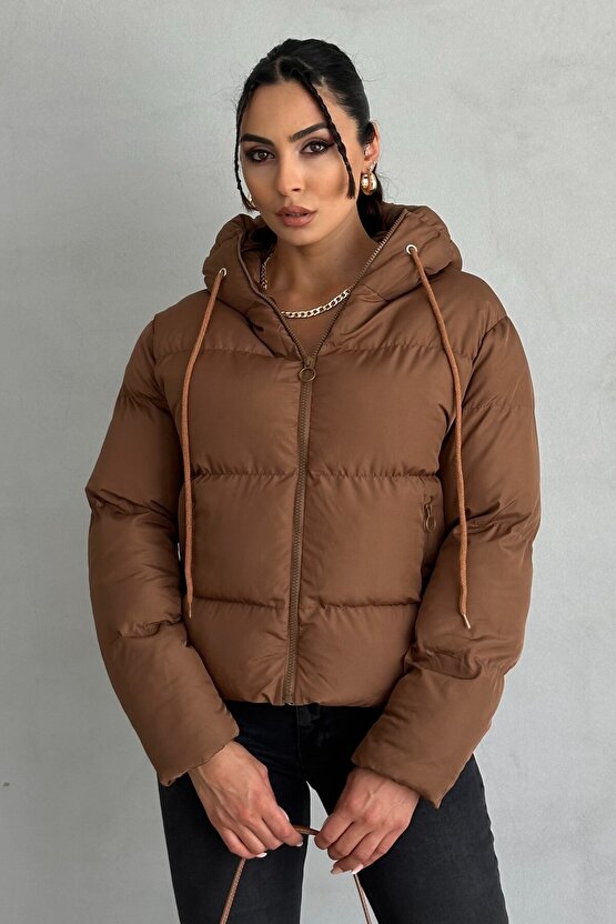 Kadın Kapüşonlu Şişme Mont - Yakası Bağcıklı