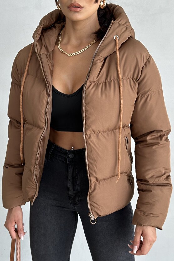 Kadın Kapüşonlu Şişme Mont - Yakası Bağcıklı