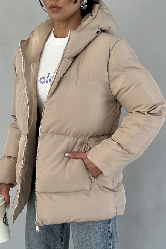 Kadın Bej Kapüşonlu Şişme Mont
