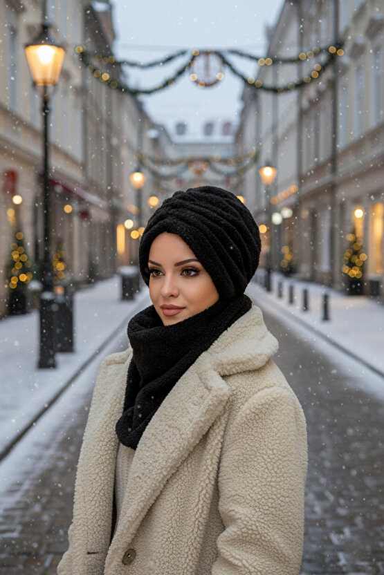 Siyah Kürk Büzgülü Bone Ve Etol Takım