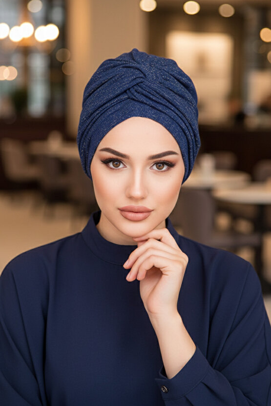 Lacivert Işıltılı Burgu Detaylı Bone