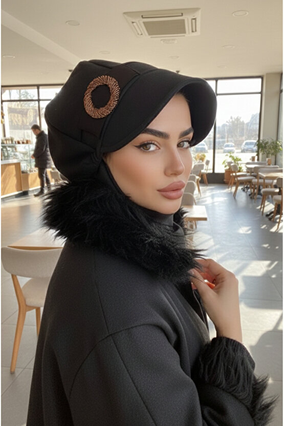 Siyah Bakır Tokalı Tesettür Şapka