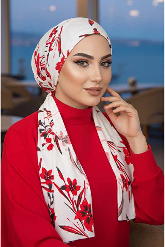Beyaz Kırmızı Çiçekli Eşarp Bone