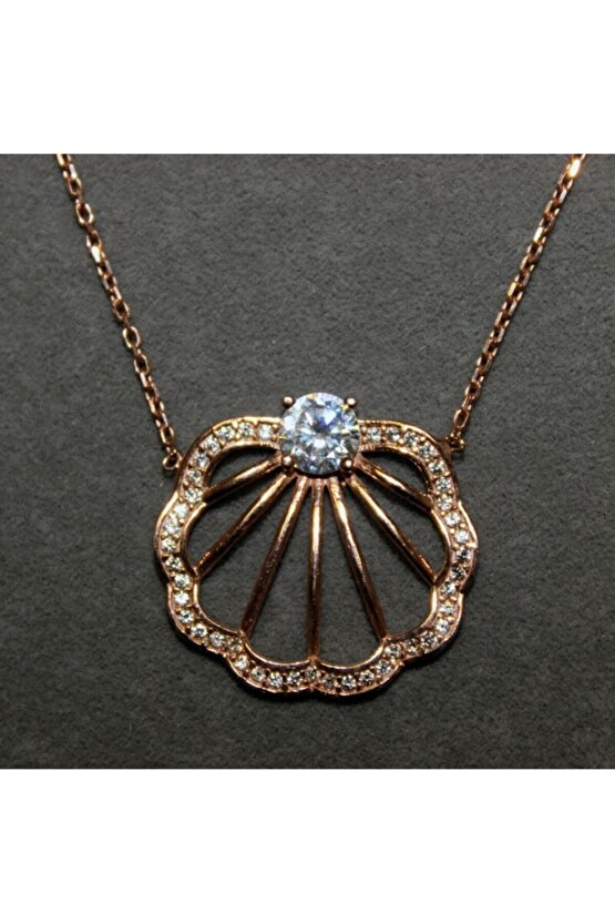 Taşlı Deniz Kabuğu Kolye