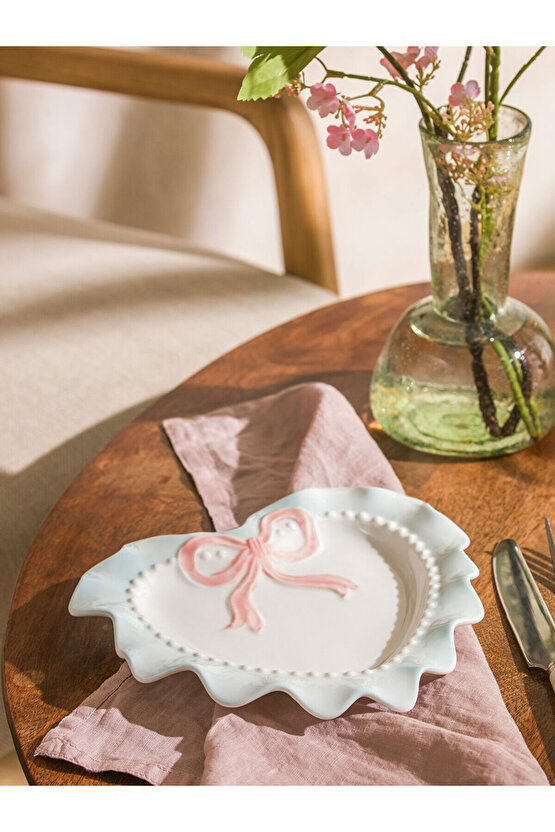 Beyaz Fiyonk Baskılı Seramik Tabak 20 cm