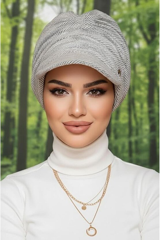 Kot Beyaz Metal Detaylı Tesettür Şapka Bone