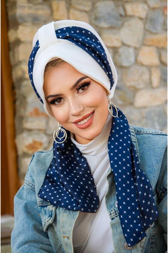 Beyaz Lacivert Desen Fularlı Şapka Bone