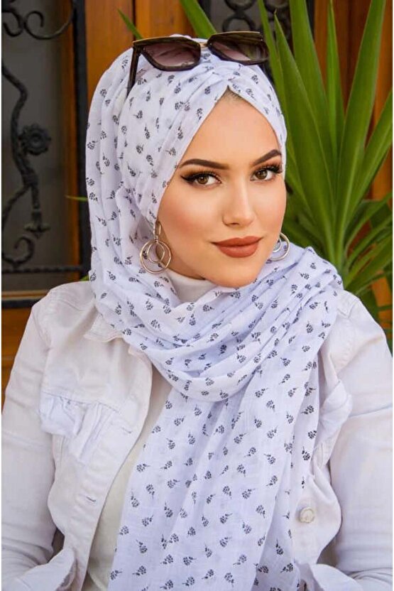 Beyaz Siyah Çiçek Desenli Hazır Şal