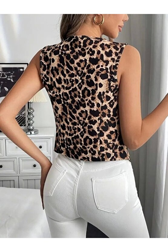 Kadın Askılı V Yakalı önden Düğmeli Leopar Desenli Atlas Ceket