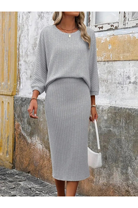 Kadın Uzun Kollu Yuvarlak Yakalı şardonlu Kaşkorse Bluz Ve Etek Ikili Takım