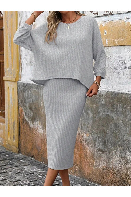 Kadın Uzun Kollu Yuvarlak Yakalı şardonlu Kaşkorse Bluz Ve Etek Ikili Takım