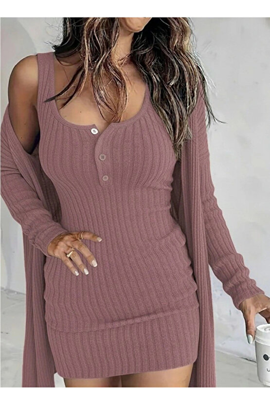 Kadın Askılı Yuvarlak Yakalı önü Düğmeli şardonlu Kaşkorse Mini Elbise Ve Kısa Ceket