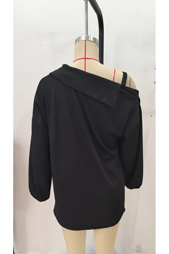 Kadın Tek Omuzdan Açık Askılı Uzun Kollu Yakalı önden Düğmeli Gömlek