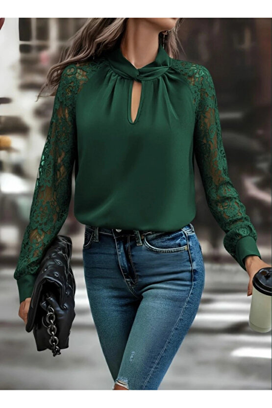 Kadın Uzun Kollu Yaka Düğme Detay Güpürlü Kol Krep Bluz