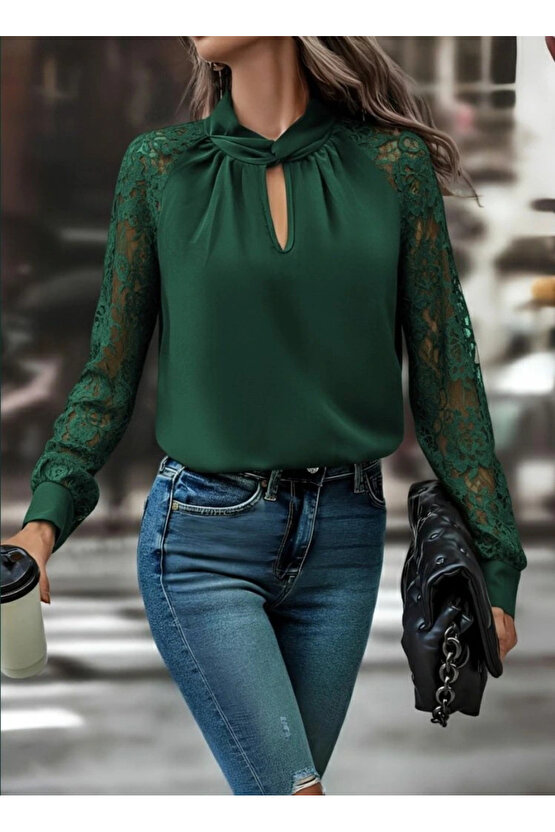 Kadın Uzun Kollu Yaka Düğme Detay Güpürlü Kol Krep Bluz