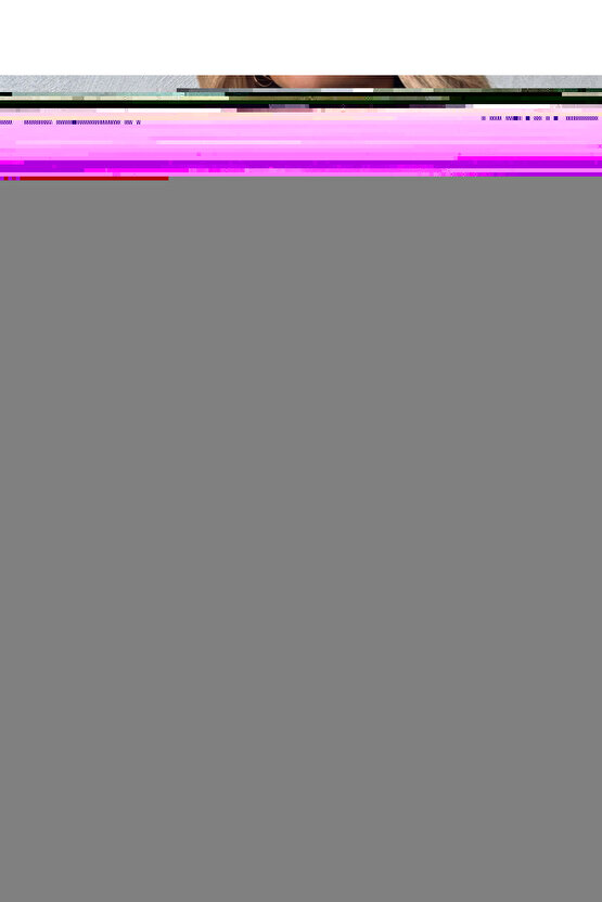 Kadın Uzun Kollu Yarı Balıkçı Yaka Pencere Detaylı Kolları Kalp Desen Taşlı Viskon Bluz