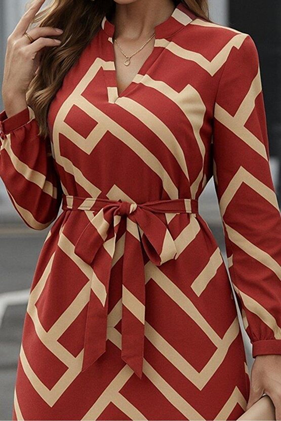 EQURİ Kadın Uzun Kollu V Yakalı Desenli Belinde Kuşaklı Dalgıç Elbise