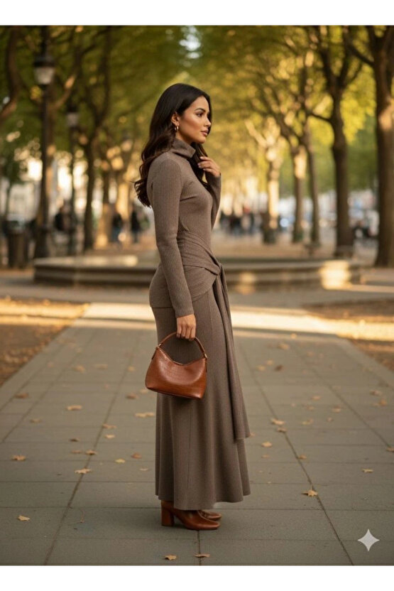 Kadın Uzun Kollu Balıkçı Yaka Bürümcük Kumaş Kuşak Dahil Kalem Elbise