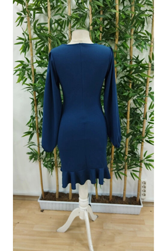 Kadın Uzun Kollu Bisiklet Yaka önden Volanlı Ithal Krep Elbise