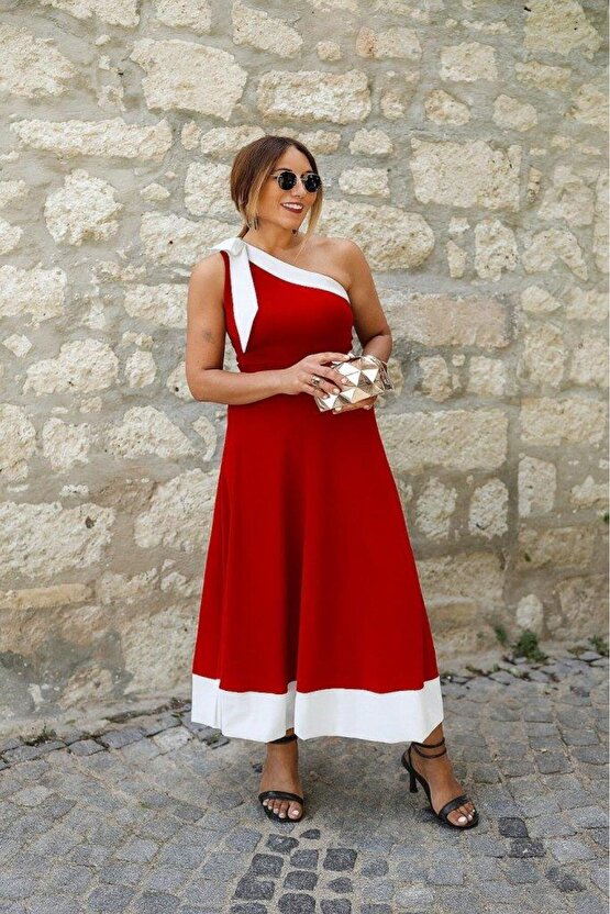 Kadın Tek Omuzu Açık Omuzlardan Kurdela Detaylı çift Renkli Ithal Krep Elbise