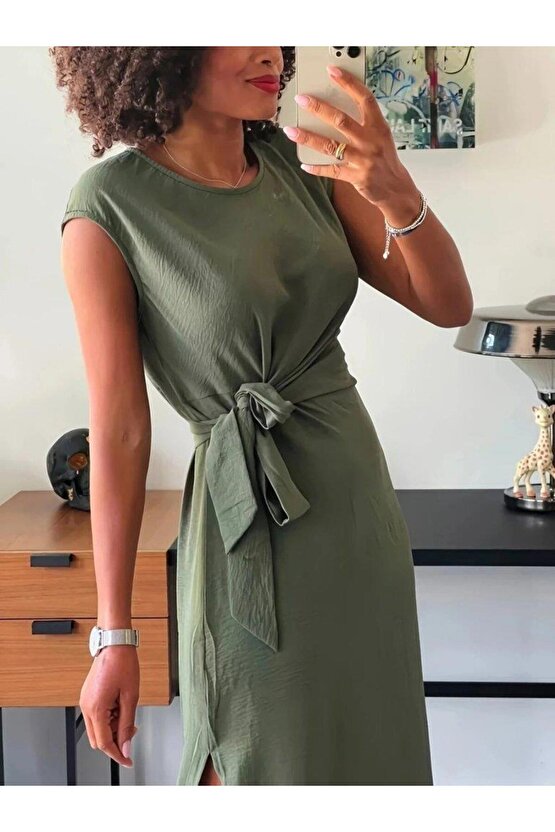 Kadın Kısa Kollu Yuvarlak Yaka Belden Bağcıklı önden Yırtmaçlı Aerobin Elbise