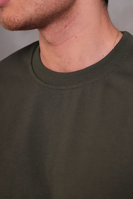 Erkek Relax Fit Bisiklet Yaka %100 Pamuk Rahat Kesim Basic Tişört