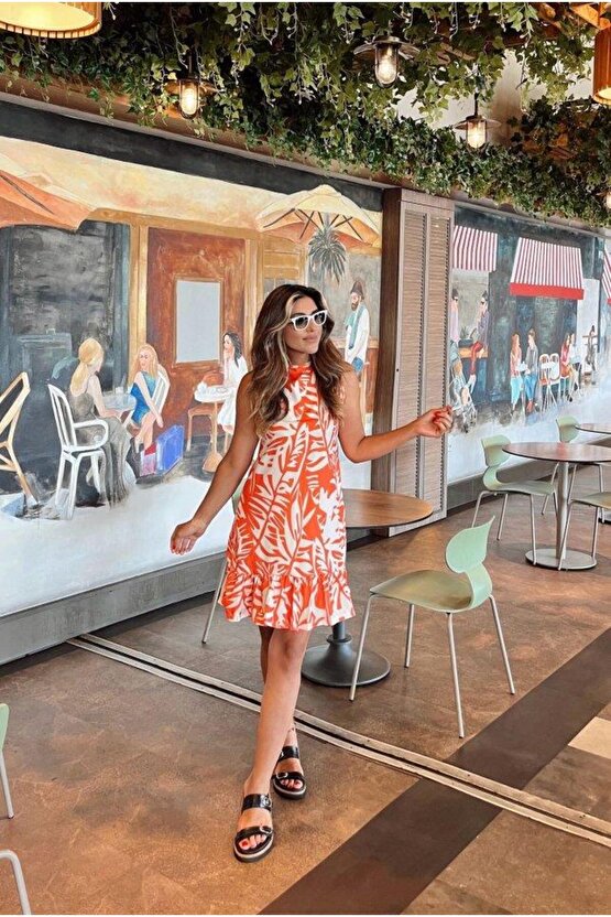 Kadın Sıfır Kollu Bisiklet Yakalı Fırfırlı Desenli Sofya Elbise