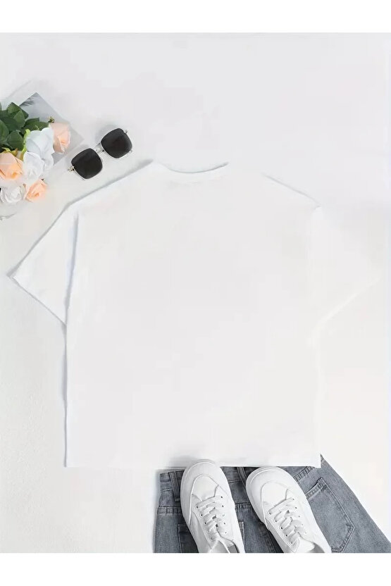 Ördek Baskılı ve Yuvarlak Yakalı Kadın Günlük Büyük Boy Siyah Tişört. - Beyaz