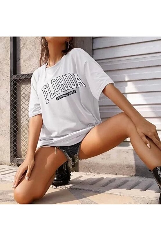 Kadın Bisiklet Yaka Baskılı T-shirt - Beyaz