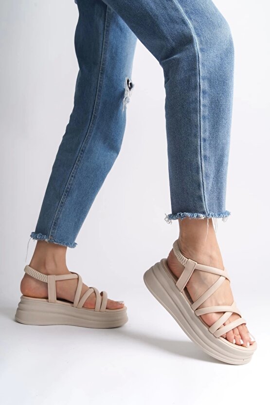 BELLA Lastikli Şerit Detaylı Ortopedik Taban Kadın Sandalet CKT - Krem