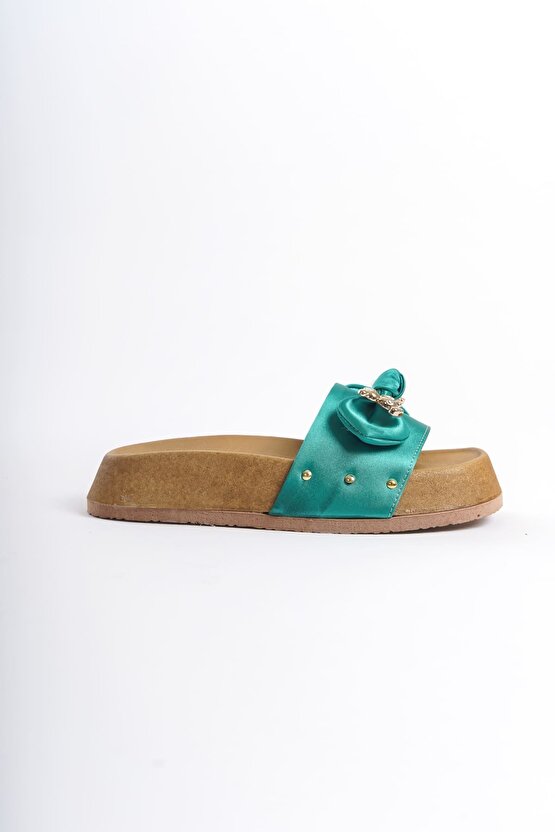 DILA Kalın ve Ortopedik Taban Ayıcıklı Saten Kadın Terlik SKT - Yeşil