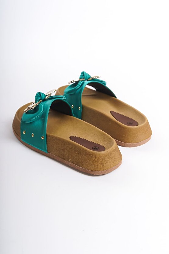 DILA Kalın ve Ortopedik Taban Ayıcıklı Saten Kadın Terlik SKT - Yeşil