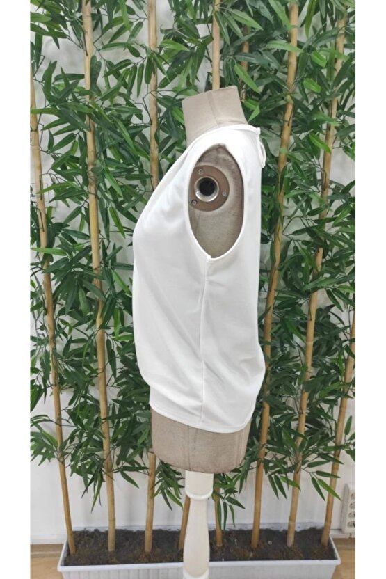 Kadın sıfır kollu bisiklet yaka önden pileli atlas bluz