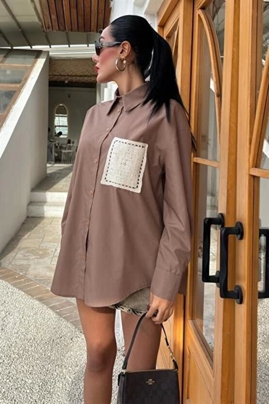 Süzine Cepli Arkası Yırtmaçlı Oversize Gömlek 3420