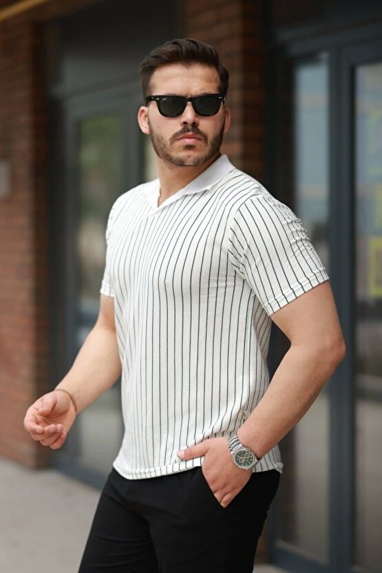 Erkek Yakalı çizgi Desenli Kısa Kollu Tişört