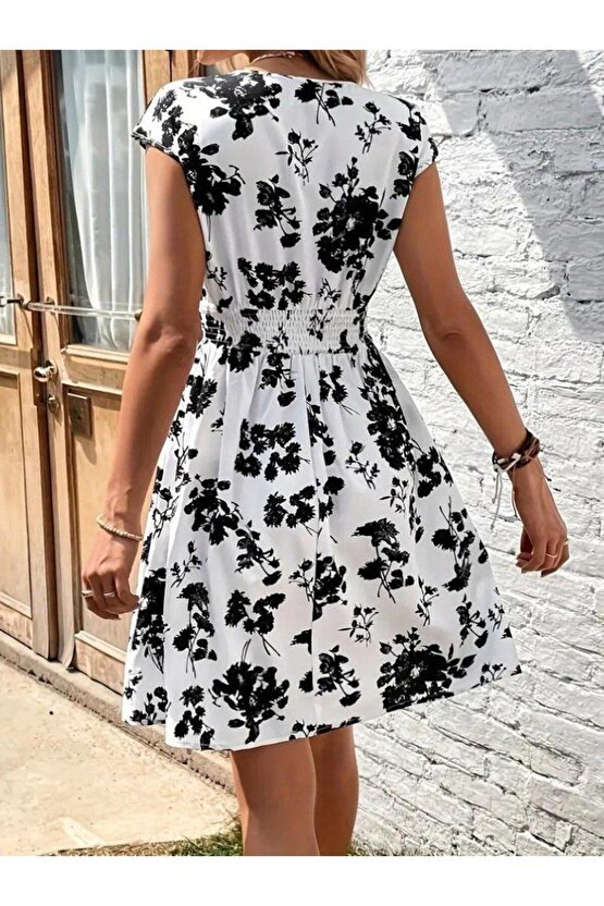 Kadın Kısa Kollu Kruvaze Yakalı çiçekli Desenli Süprem Elbise