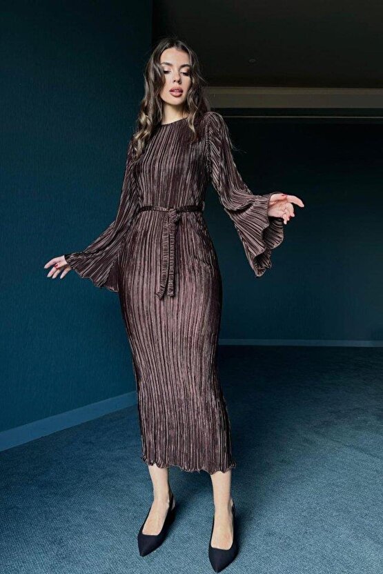 Kahverengi İspanyol Kol Piliseli Elbise